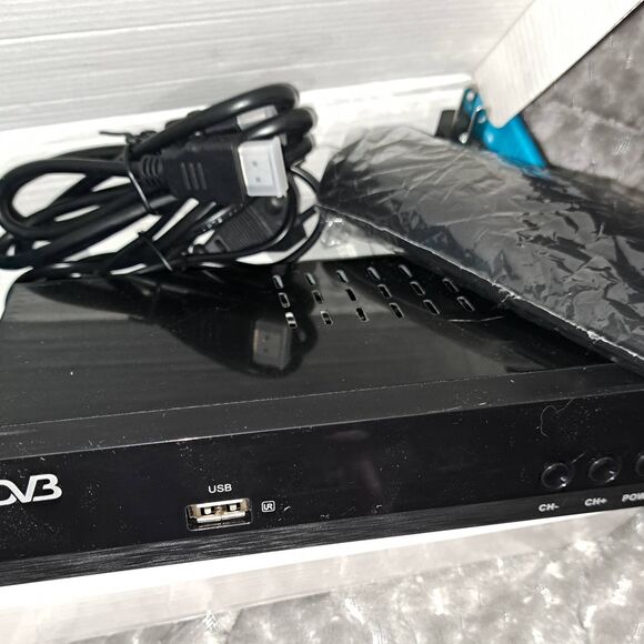 NIB -DVB Digital Converter box - Picture 5 of 8